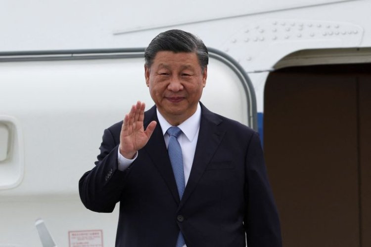 Perezida Xi Jinping yasesekaye muri USA