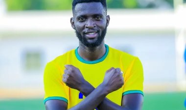 Iradukunda Bertrand yasezeye gukina ruhago nk'uwabigize umwuga