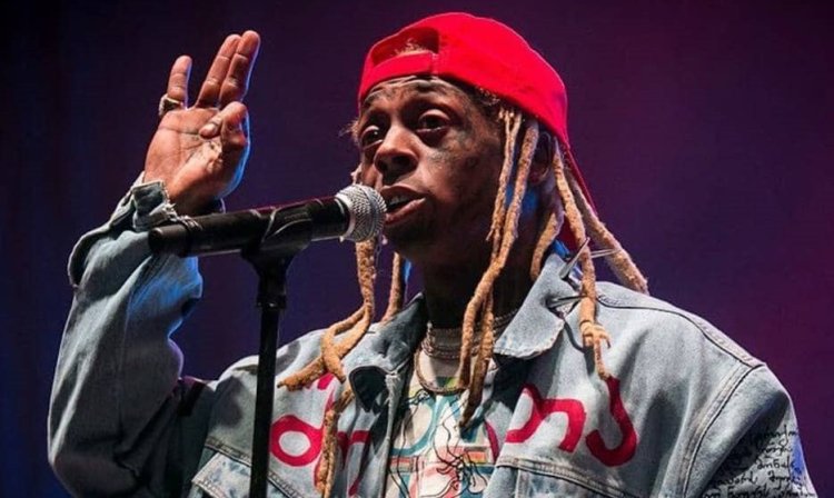 Lil Wayne n'uwahoze amurinda rurageretse mu nkiko