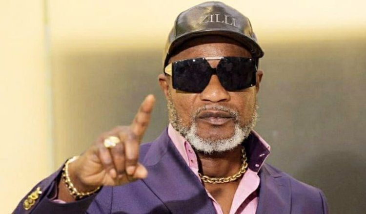 Koffi Olomide igitaramo yendaga gukorera muri Kenya gishobora kutaba kubera imyenda