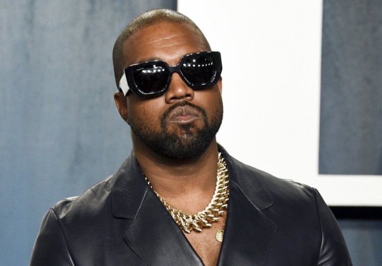 Kanye West rurageretse n'uruganda rwa Adidas