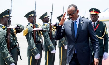 Perezida Kagame ari i Luanda muri Angola