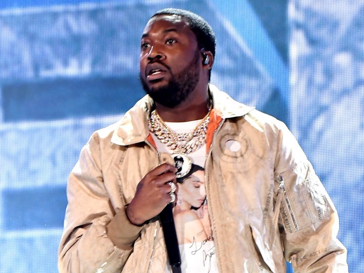 Meek Mill arifuza ubwenegihugu bwa Ghana kubera ibibera muri Amerika