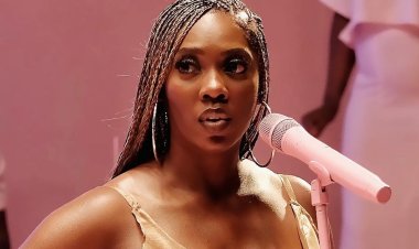 Tiwa Savage yasubije abamushinja kudafasha abagore  b'abahanzi