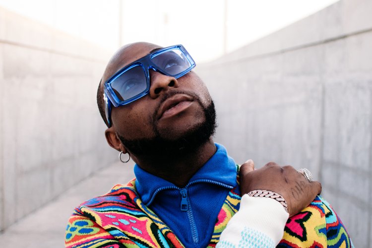 Davido yongeye gukangaranya Abanya-Nigeria