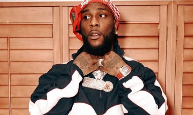 Burna Boy yateye ikirenge mu cya Tiwa Savage