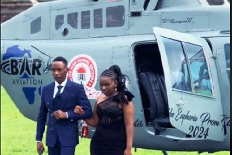 Uganda: Minisitiri yahagurukiye abanyeshuri bagiye ku ishuri mu ndege