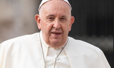 Papa Francis yahaye rugari abanyarwenya