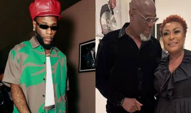 Ibyo Burna Boy yakoreye ababyeyi be byakoze ku mitima ya benshi