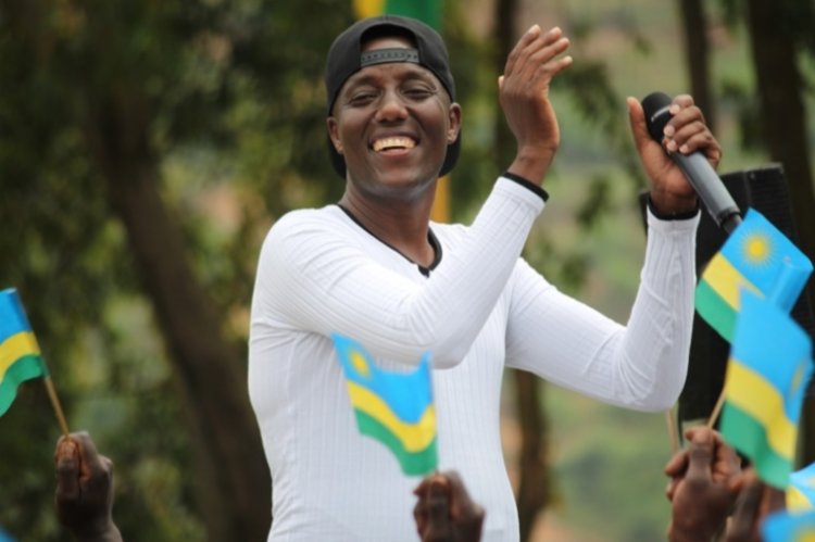 Ni iki cyatindije album ya gospel ya Eric Senderi?