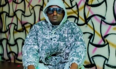 Diplomate yavuze impamvu indirimbo ye na Ariel Wayz itasohotse