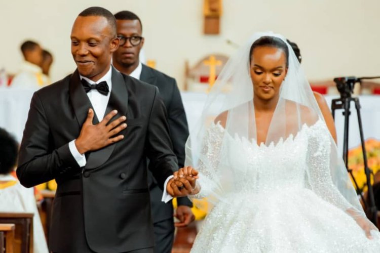 Miss Aurore Kayibanda yasezeranye imbere y'Imana (Amafoto)