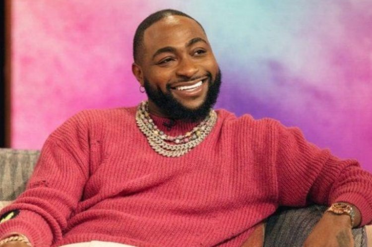 Davido yirahuriyeho amakara ashyushye