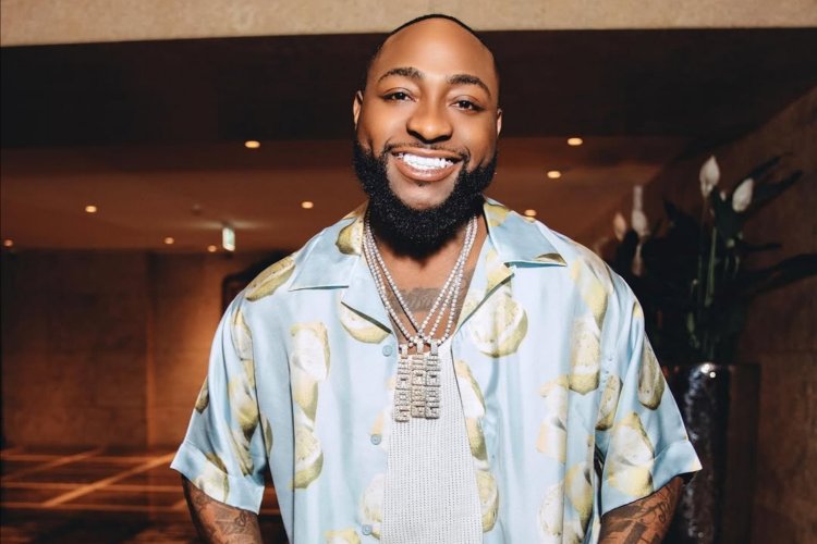 Davido yongeye gukora mu bwonko Abanya-Nigeria