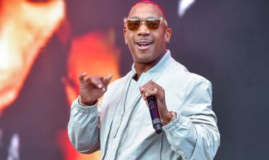 Ja Rule akomeje kwishimira ishuri ari kubaka muri Ghana