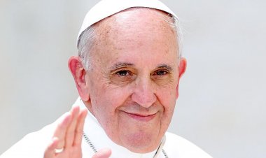 Yari yasomye Misa ya Pasika! Ni iki cyabaye kuri Papa Fransis I?