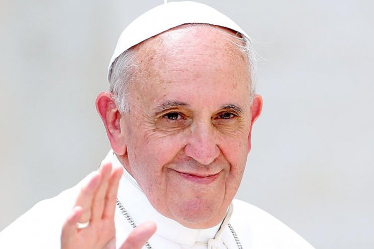 Yari yasomye Misa ya Pasika! Ni iki cyabaye kuri Papa Fransis I?