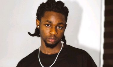 Bamwe ntibemeranya na Omah Lay wavuze ko amafaranga ari byose