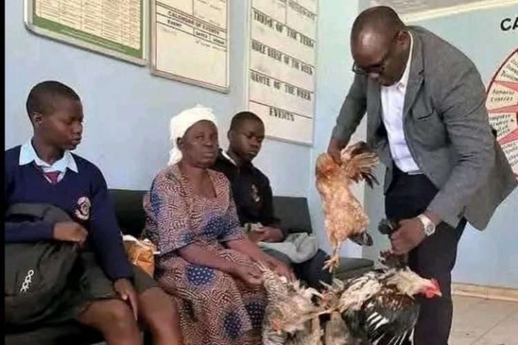 Kenya: Umukecuru yashatse kwishyurira abuzukuru be amafaranga y'ishuri mu buryo budasanzwe