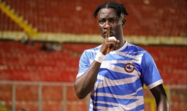 Menya byinshi kuri 'Stephen Amankona' uri kwifuzwa na APR FC