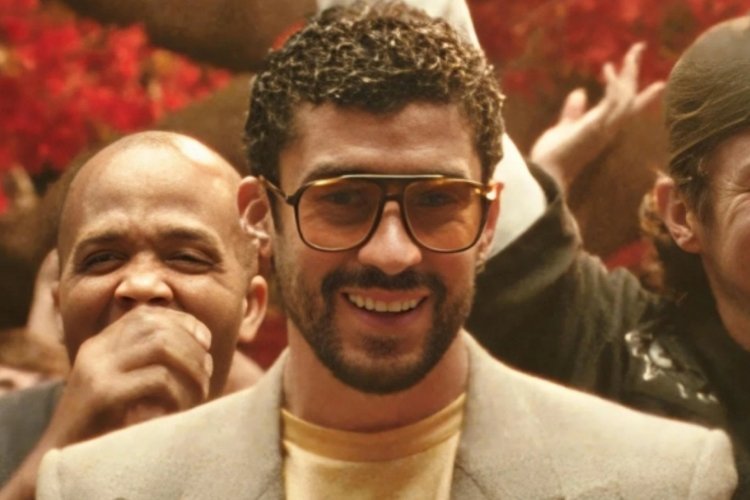 Bad Bunny mu bibazo bikomeye habura igihe gito ngo akore amateka