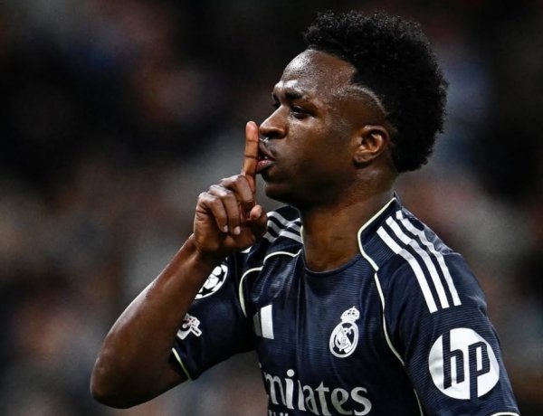 Vinícius Júnior yihenuye ku bafana ba Manchester City