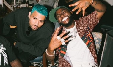Davido ari gukorana album na Chris Brown