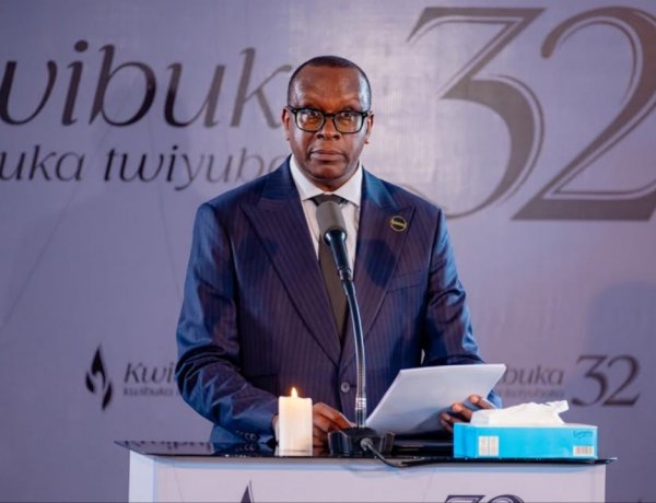 Minisitiri Bizimana yashyize umucyo ku ho yari aherereye mu gihe cya Jenoside