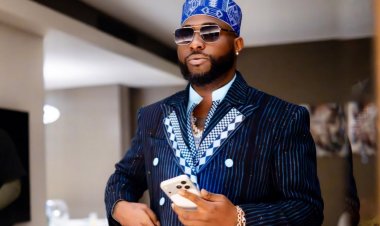 Davido agiye kwisubiza indirimbo ze