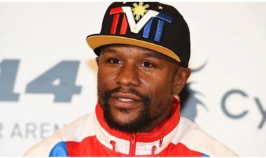 Floyd Mayweather Jr. yahawe urw'amenyo ku mbuga nkoranyambaga